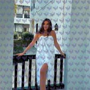 Имя: Диана, Возраст: 29, Грудь: 2