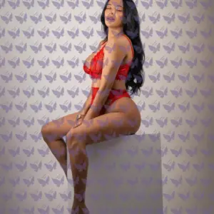 Имя: Джейд, Возраст: 23, Грудь: 3