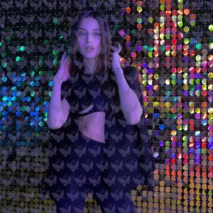 Имя: Джемма, Возраст: 25, Грудь: 1