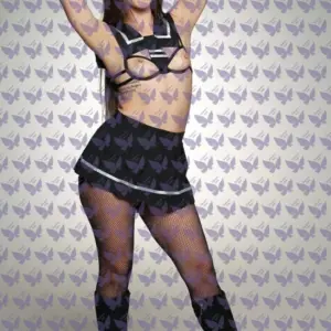 Имя: Дженни, Возраст: 23, Грудь: 2