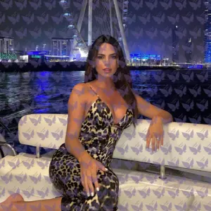 Имя: Джессамин, Возраст: 27, Грудь: 2