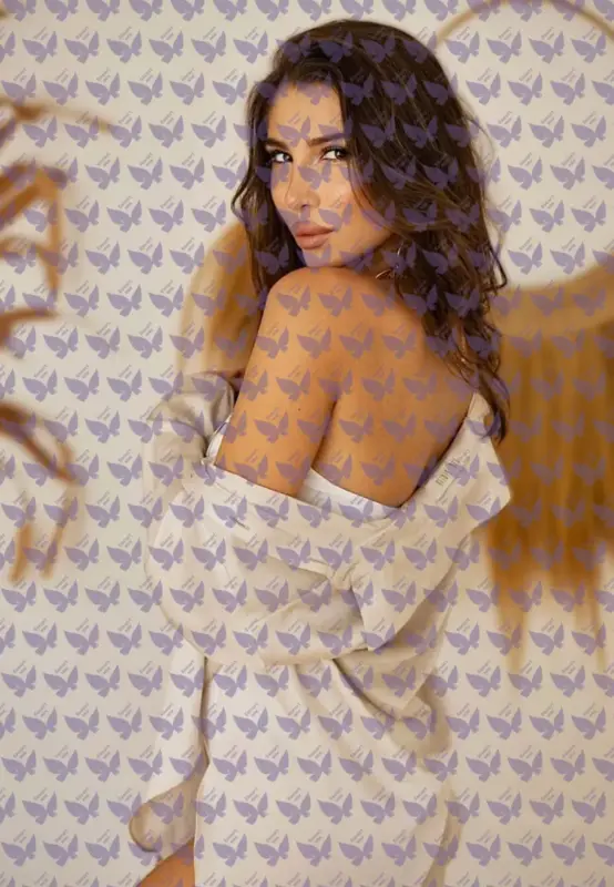 Имя: Джина, Возраст: 22, Грудь: 3