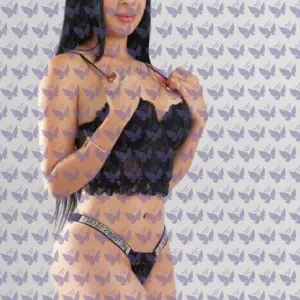 Имя: Джульетта, Возраст: 24, Грудь: 2