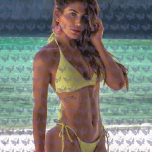 Имя: Джули, Возраст: 23, Грудь: 4