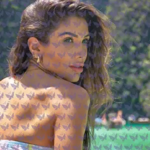 Имя: Джули, Возраст: 23, Грудь: 4