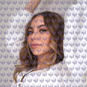 Имя: Джули, Возраст: 22, Грудь: 1