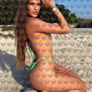 Имя: Эделин, Возраст: 21, Грудь: 3