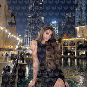 Имя: Электра, Возраст: 21, Грудь: 2