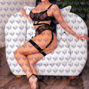 Имя: Елена, Возраст: 27, Грудь: 3