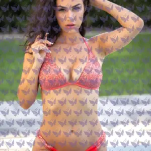 Имя: Эли, Возраст: 23, Грудь: 2