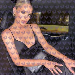 Имя: Элия, Возраст: 24, Грудь: 2