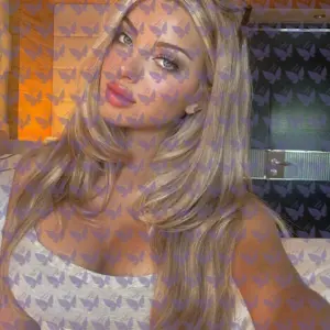 Имя: Элизабет, Возраст: 21, Грудь: 4