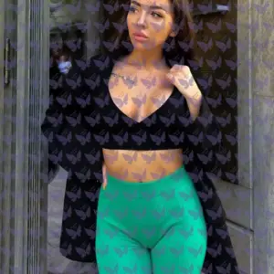 Имя: Элизабет, Возраст: 27, Грудь: 3