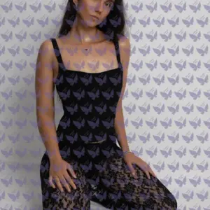 Имя: Эмилия, Возраст: 18, Грудь: 2