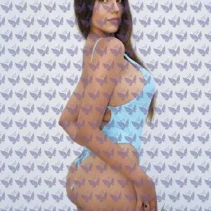 Имя: Эмилия, Возраст: 18, Грудь: 2