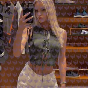 Имя: Эмма, Возраст: 23, Грудь: 1