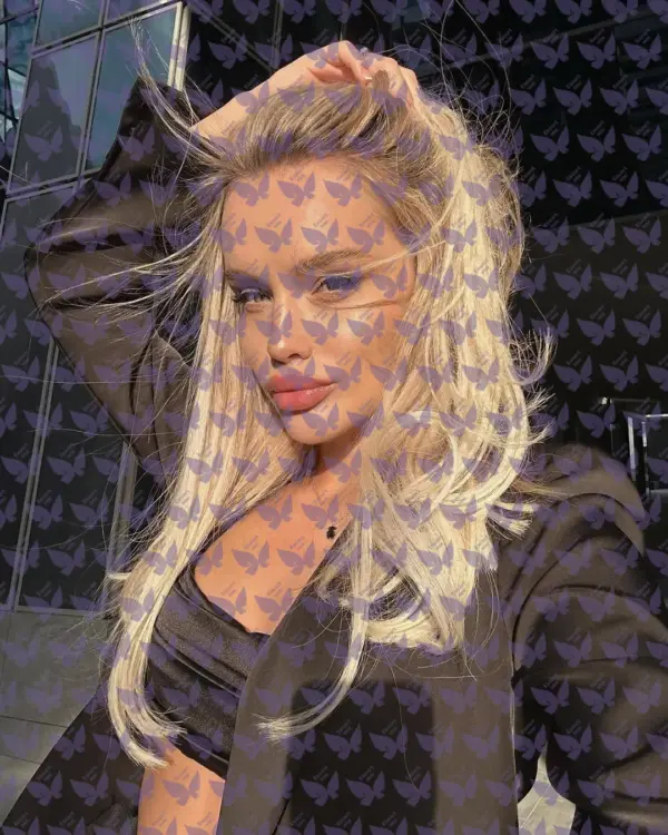 Имя: Эмма, Возраст: 23, Грудь: 1