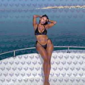 Имя: Эмми, Возраст: 27, Грудь: 3