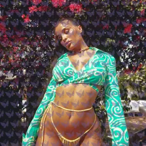 Имя: Эмми, Возраст: 25, Грудь: 3