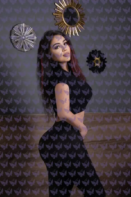 Имя: Энджи, Возраст: 32, Грудь: 2