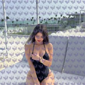 Имя: Enya, Возраст: 23, Грудь: 3