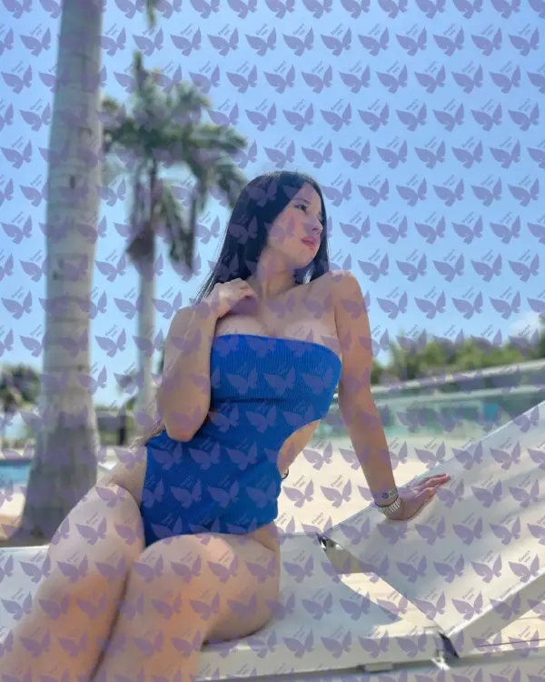 Имя: Enya, Возраст: 23, Грудь: 3