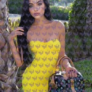 Имя: Эстель, Возраст: 23, Грудь: 2