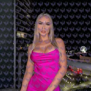 Имя: Эвелина, Возраст: 23, Грудь: 3