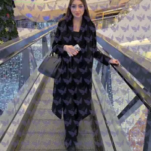 Имя: Фэй, Возраст: 25, Грудь: 1