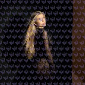 Имя: Фелисити, Возраст: 23, Грудь: 2