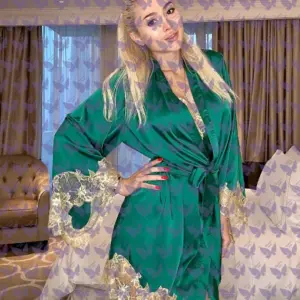 Имя: Филиппа, Возраст: 23, Грудь: 3