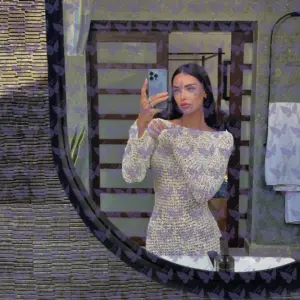 Имя: Фиона, Возраст: 23, Грудь: 1