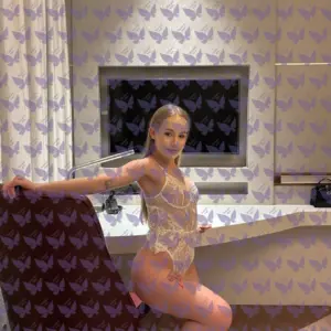 Имя: Фортуна, Возраст: 20, Грудь: 1