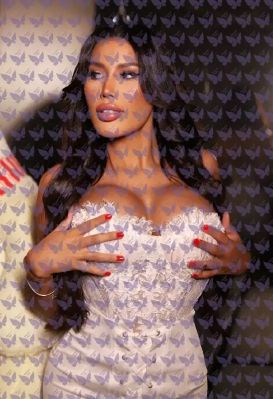 Имя: Габриэла, Возраст: 23, Грудь: 5