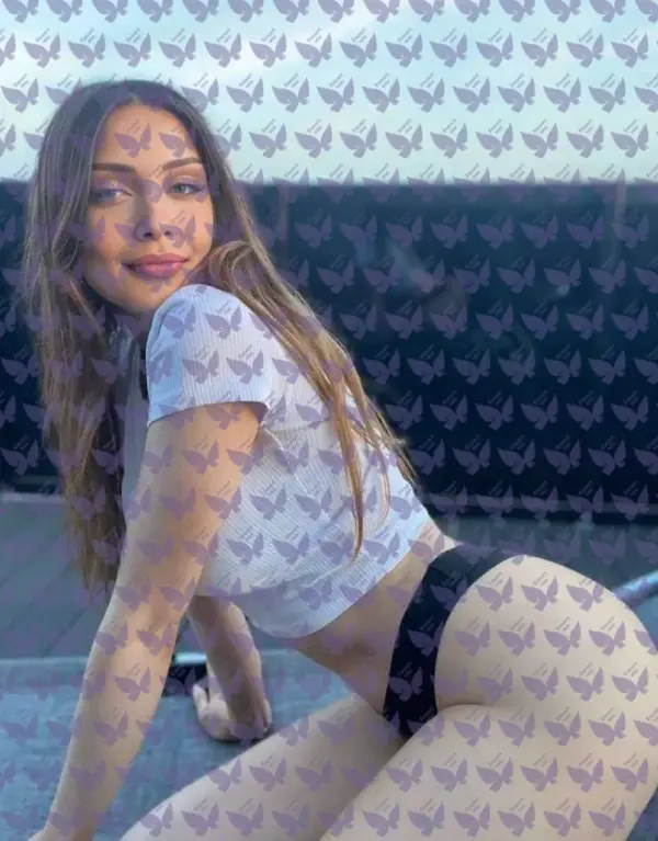 Имя: Гармония, Возраст: 23, Грудь: 3