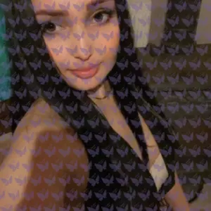 Имя: Глориана, Возраст: 29, Грудь: 2