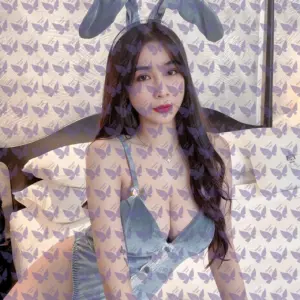 Имя: Глория, Возраст: 26, Грудь: 2