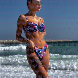 Имя: Яна, Возраст: 32, Грудь: 2