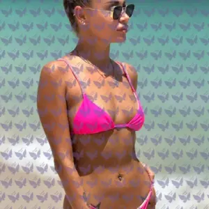 Имя: Яна, Возраст: 29, Грудь: 2