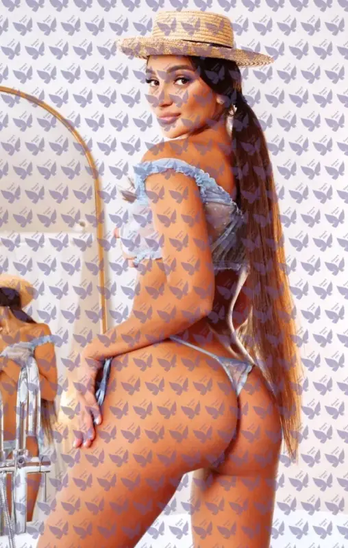 Имя: Яся, Возраст: 22, Грудь: 2