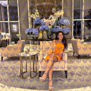 Имя: Ясмин, Возраст: 23, Грудь: 3