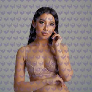 Имя: Идалия, Возраст: 26, Грудь: 1