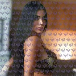 Имя: Илиана, Возраст: 24, Грудь: 2