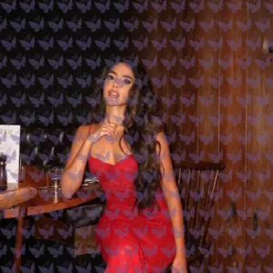 Имя: Илзе, Возраст: 23, Грудь: 1