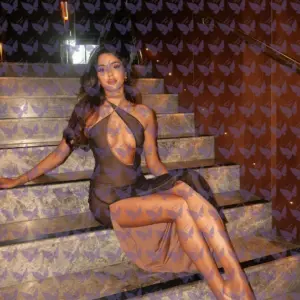 Имя: Илзе, Возраст: 23, Грудь: 1