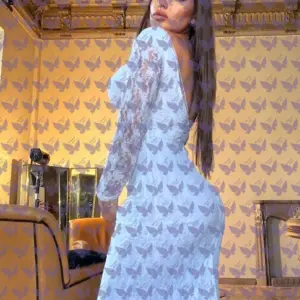 Имя: Ирен, Возраст: 30, Грудь: 3