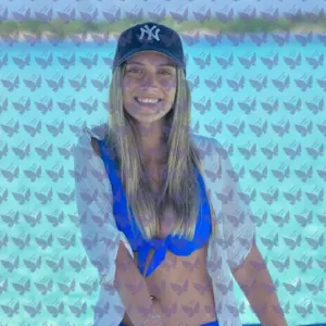 Имя: Иса, Возраст: 21, Грудь: 4