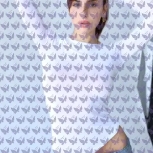 Имя: Изабелла, Возраст: 24, Грудь: 3