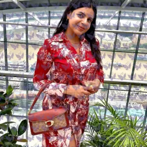 Имя: Изида, Возраст: 24, Грудь: 3