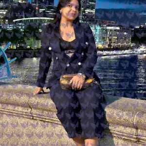 Имя: Изида, Возраст: 24, Грудь: 3